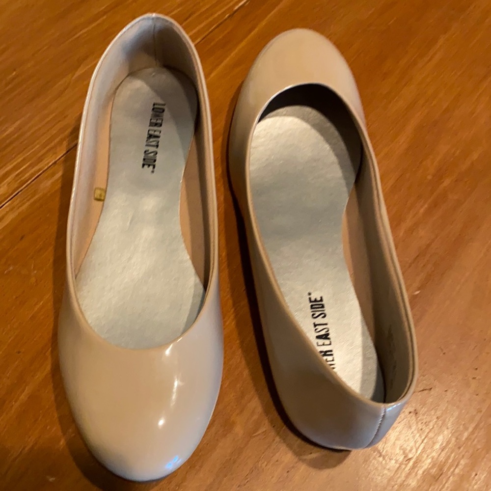 Cute tan patent leather flats